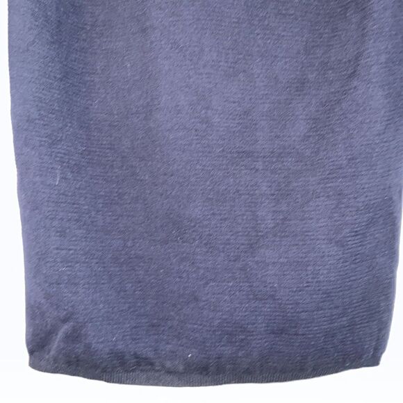 Identity sweater  - Picture 8 of 9